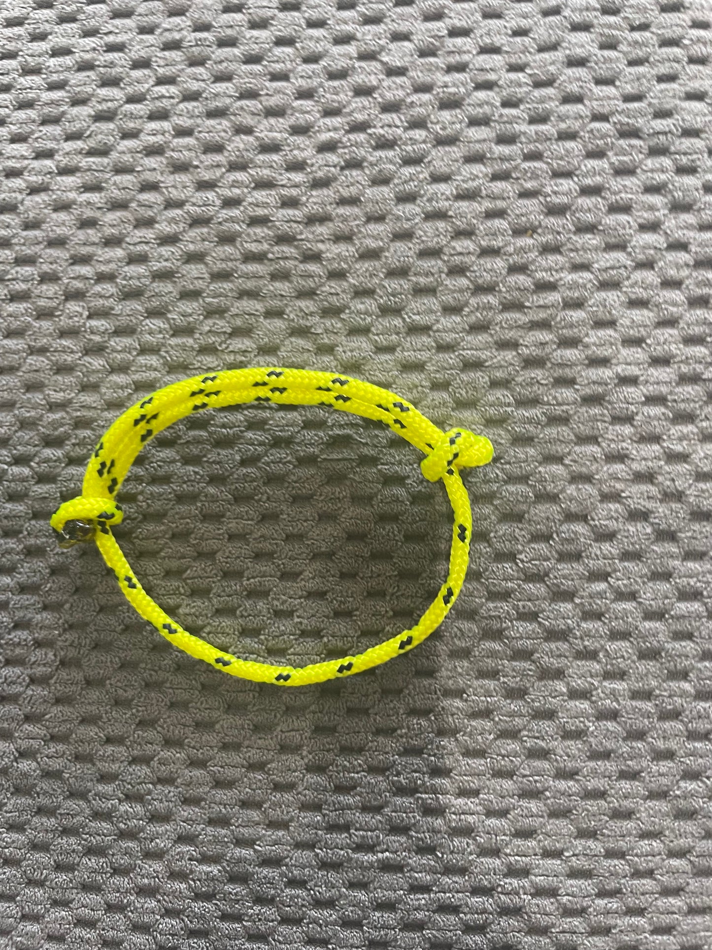 Pulsera De Cabo Amarillo Fosforescente