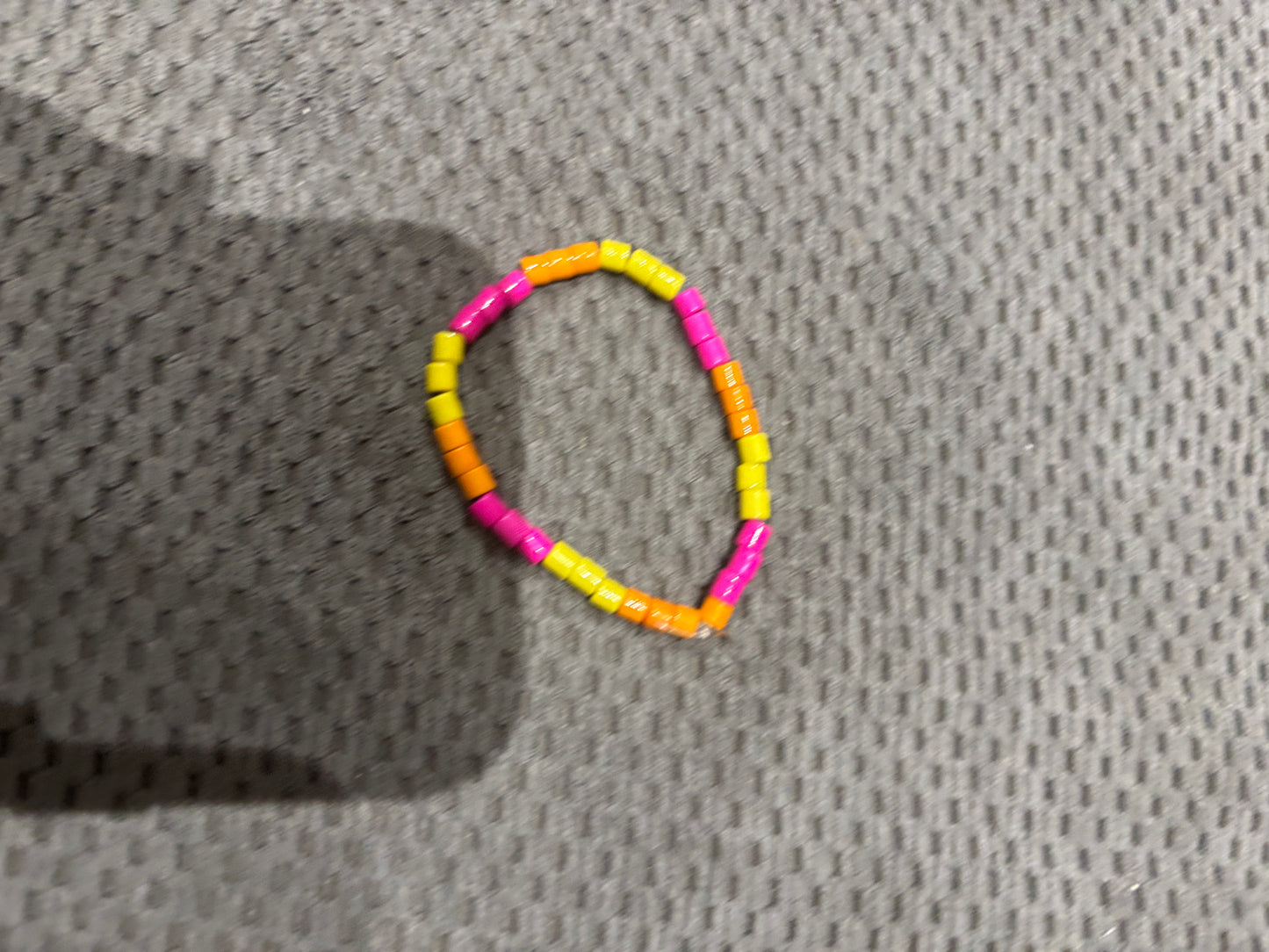 Pulsera Cilindros Naranja, Rosa, Amarillo