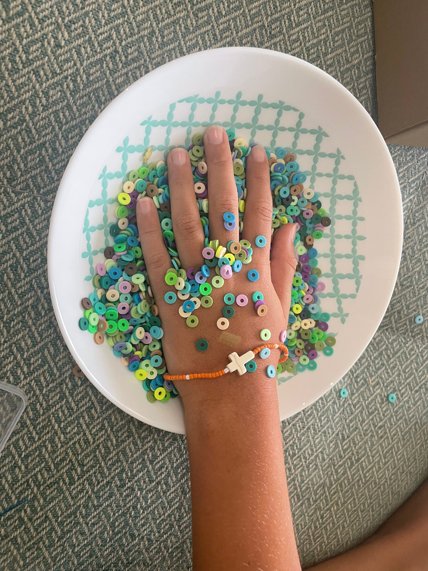 Pulsera Con Cruz Naranja